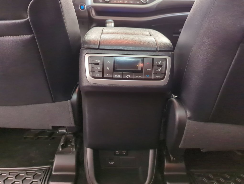 2019 Toyota Highlander Limited in Dartmouth, Nova Scotia - 21 - w1024h768px