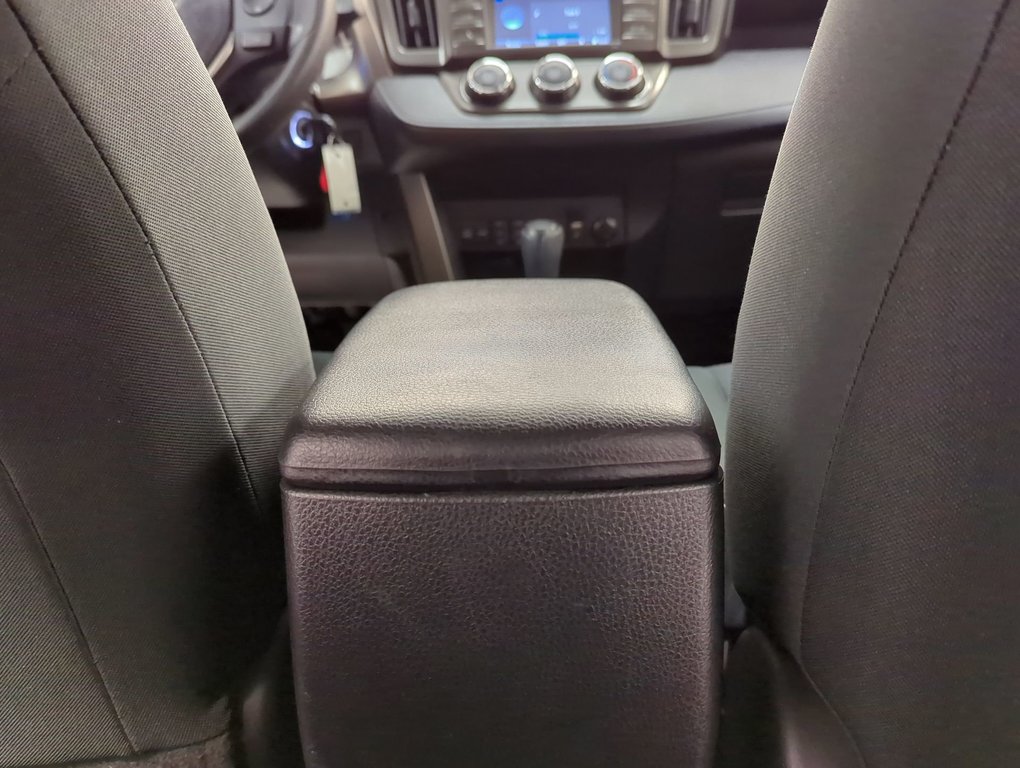 2014 Toyota RAV4 LE in Dartmouth, Nova Scotia - 20 - w1024h768px