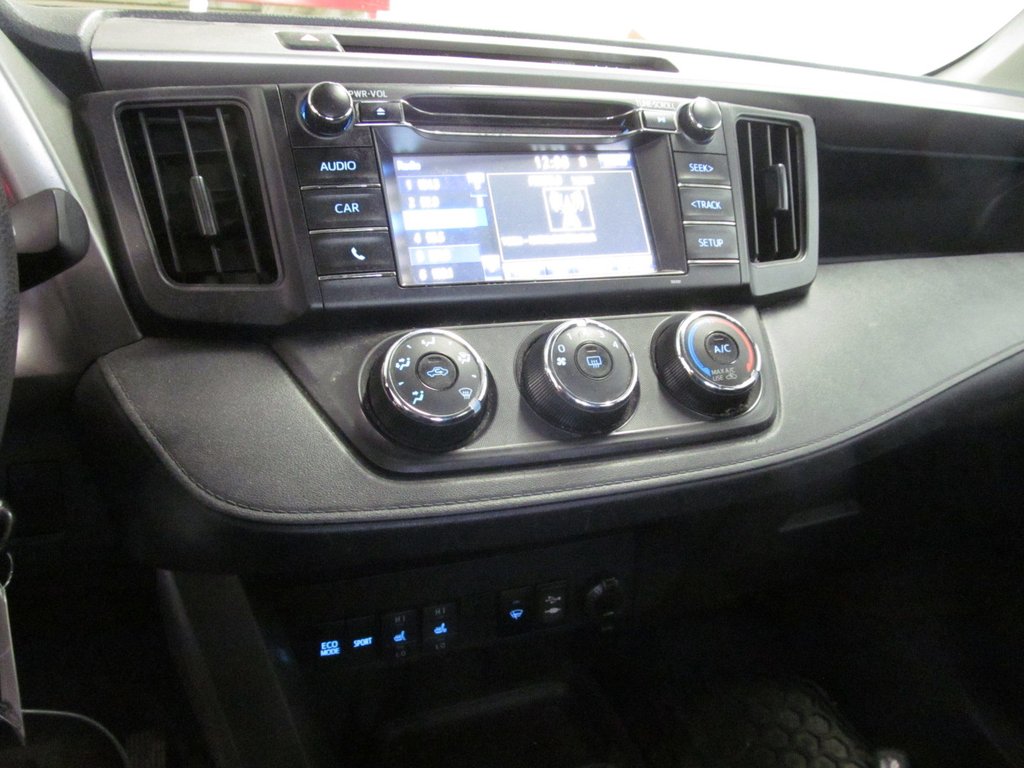 2017 Toyota RAV4 LE in Dartmouth, Nova Scotia - 6 - w1024h768px
