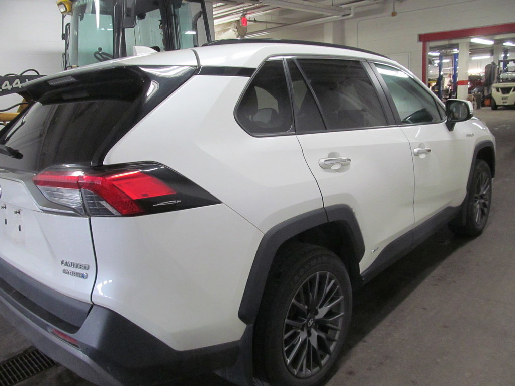 2019 Toyota RAV4 Hybrid Limited in Dartmouth, Nova Scotia - 4 - w1024h768px