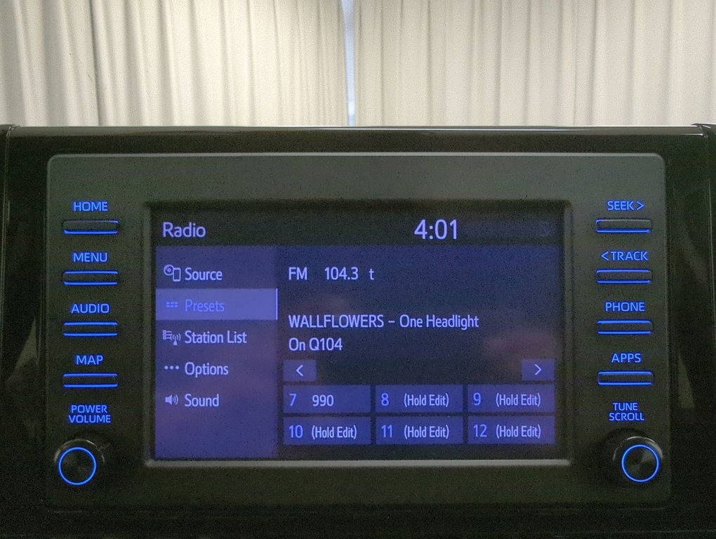 2022 Toyota RAV4 LE in Dartmouth, Nova Scotia - 16 - w1024h768px