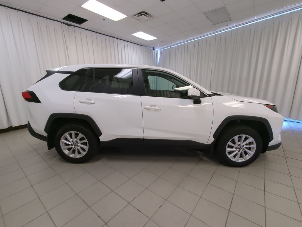 2022 Toyota RAV4 LE in Dartmouth, Nova Scotia - 9 - w1024h768px