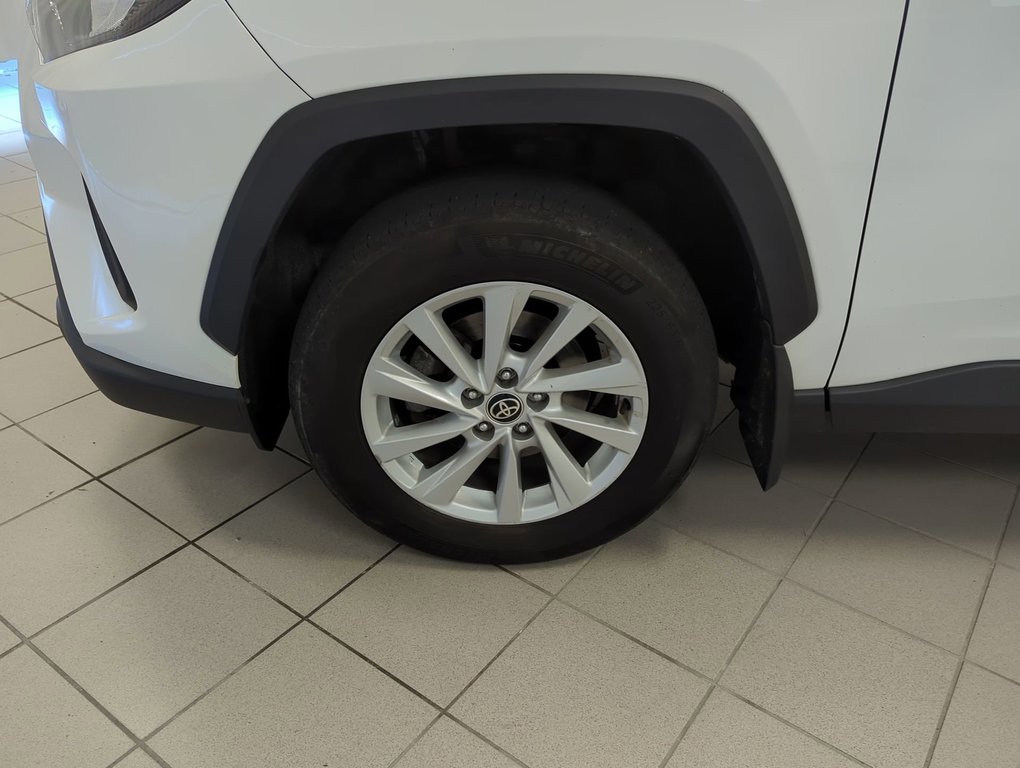 2022 Toyota RAV4 LE in Dartmouth, Nova Scotia - 10 - w1024h768px