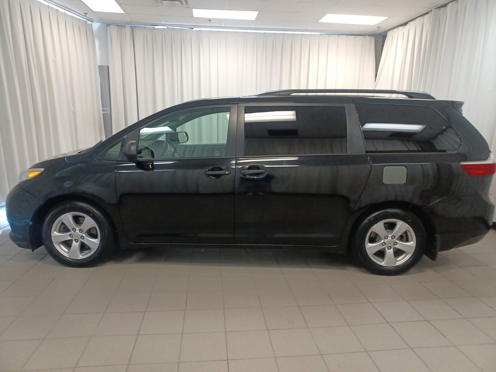 2015  Sienna BASE in Dartmouth, Nova Scotia - 6 - w1024h768px