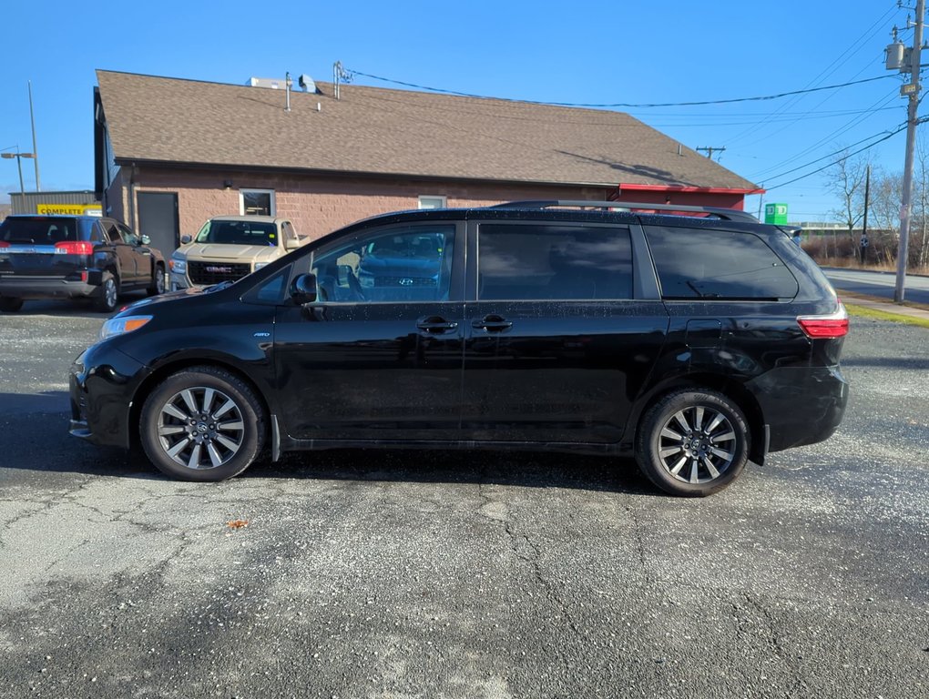 2019 Toyota Sienna LE AWD *GM Certified* in Dartmouth, Nova Scotia - 5 - w1024h768px