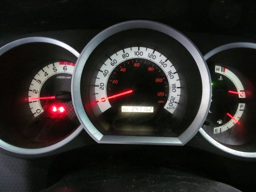 2015 Toyota Tacoma BASE in Dartmouth, Nova Scotia - 5 - w1024h768px