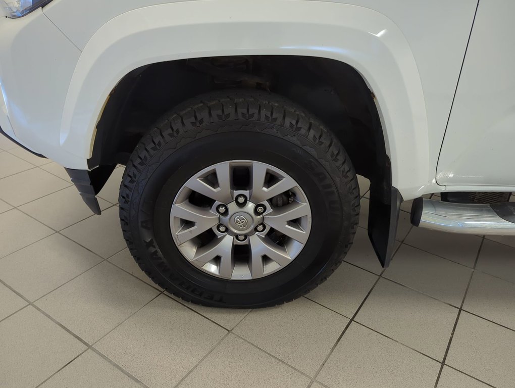2016 Toyota Tacoma SR5 in Dartmouth, Nova Scotia - 10 - w1024h768px