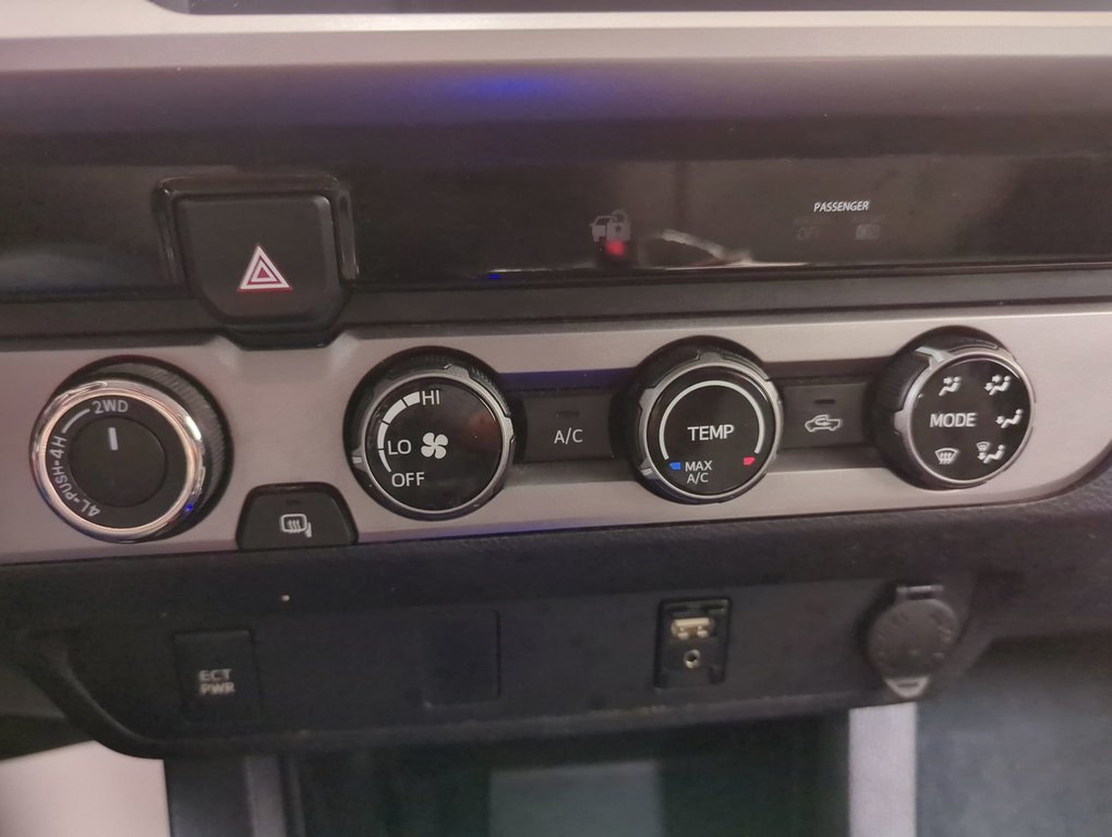 2016 Toyota Tacoma SR5 in Dartmouth, Nova Scotia - 18 - w1024h768px