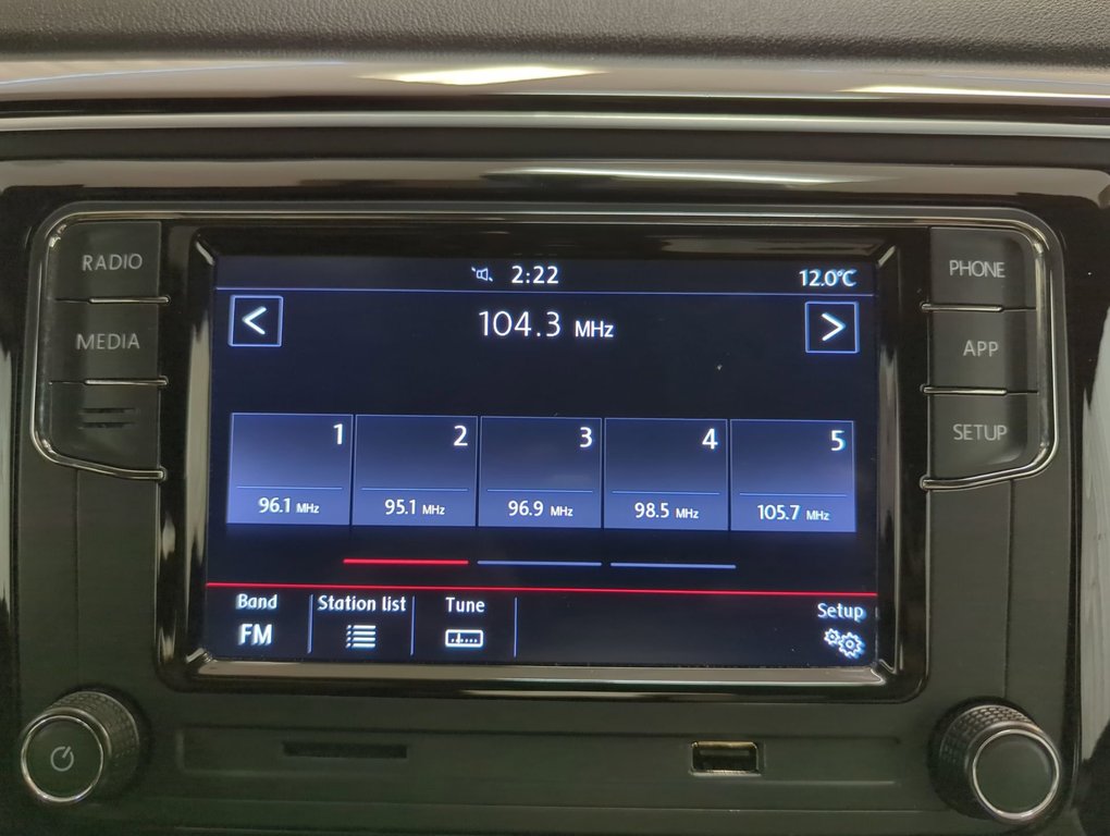 2017 Volkswagen Beetle Coupe Trendline in Dartmouth, Nova Scotia - 17 - w1024h768px