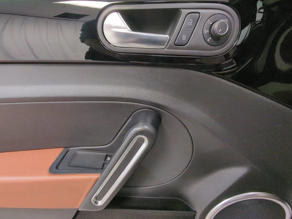 2017 Volkswagen Beetle Coupe Trendline in Dartmouth, Nova Scotia - 13 - w1024h768px