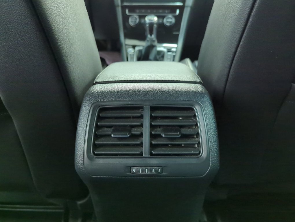 2019 Volkswagen Golf R BASE in Dartmouth, Nova Scotia - 21 - w1024h768px