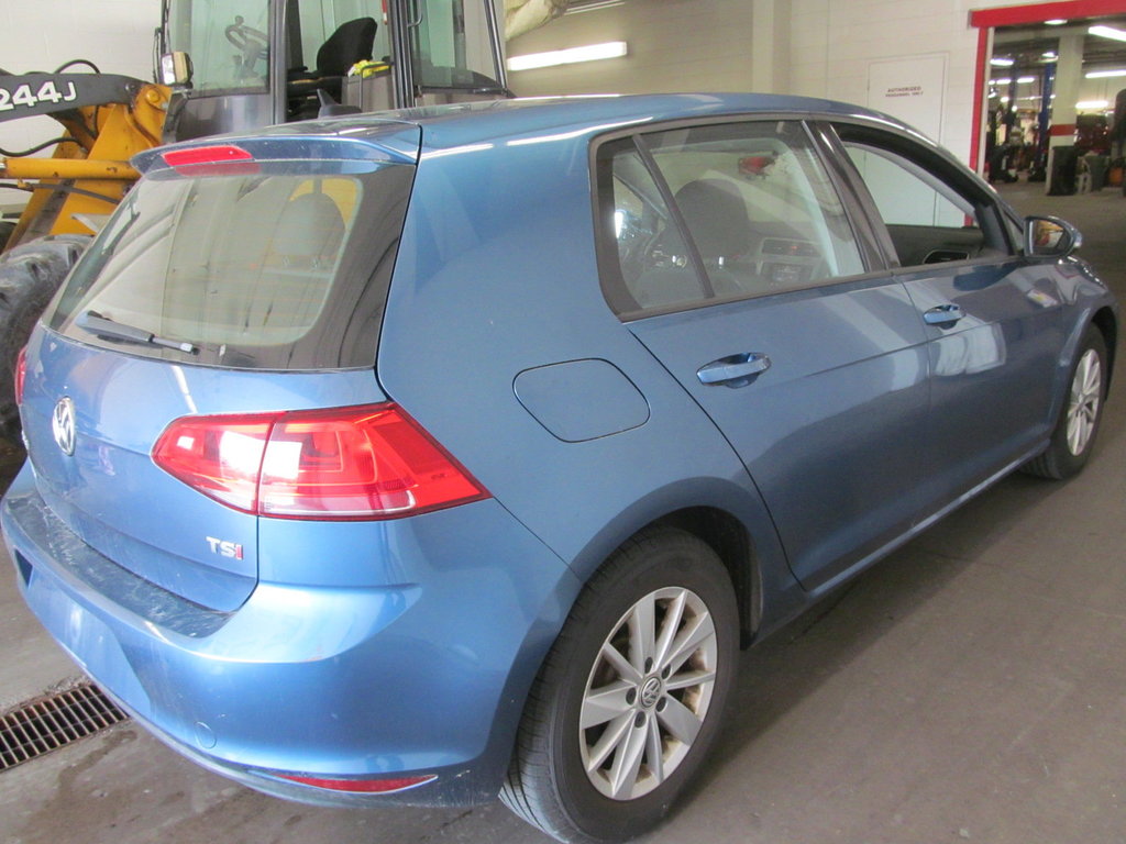 2015 Volkswagen Golf Trendline in Dartmouth, Nova Scotia - 4 - w1024h768px