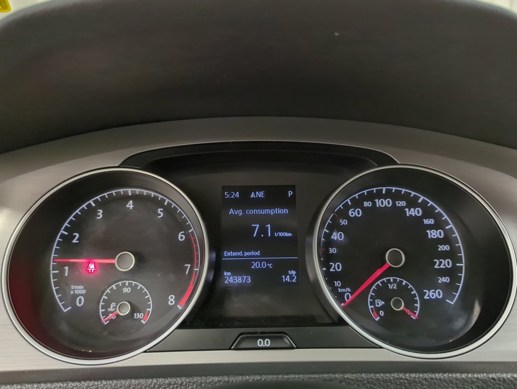 2016 Volkswagen Golf Comfortline in Dartmouth, Nova Scotia - 15 - w1024h768px