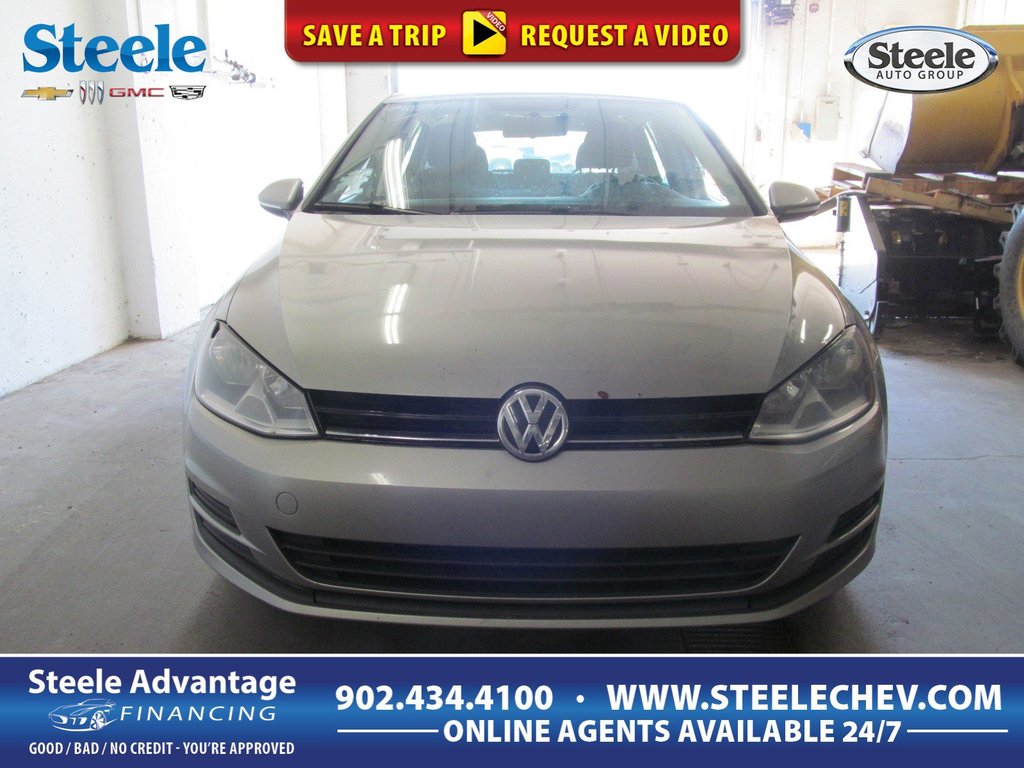 2017 Volkswagen Golf Comfortline in Dartmouth, Nova Scotia - 1 - w1024h768px