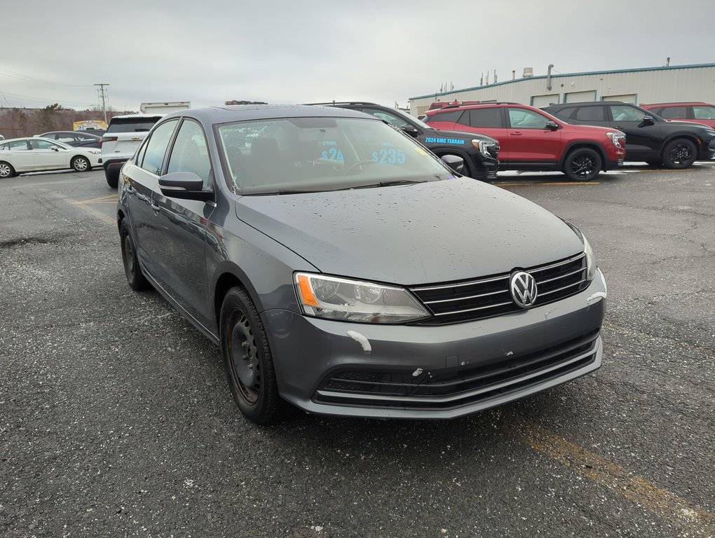 2015 Volkswagen Jetta Sedan Comfortline in Dartmouth, Nova Scotia - 2 - w1024h768px