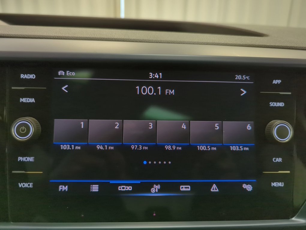 2024 Volkswagen Taos Comfortline in Dartmouth, Nova Scotia - 16 - w1024h768px