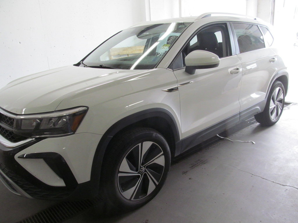 2024 Volkswagen Taos Comfortline in Dartmouth, Nova Scotia - 2 - w1024h768px