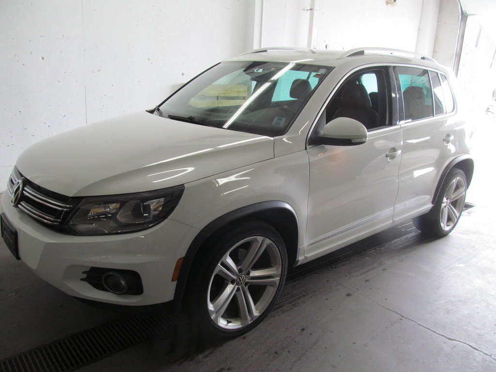 2016 Volkswagen Tiguan Comfortline in Dartmouth, Nova Scotia - 2 - w1024h768px