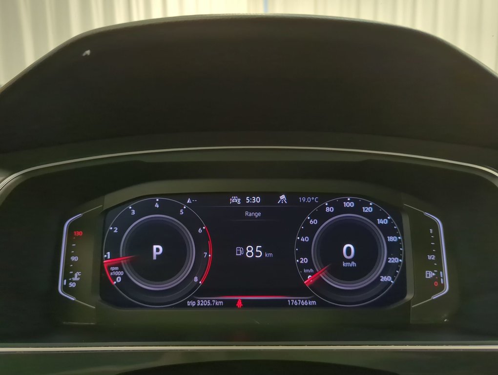 2022 Volkswagen Tiguan Comfortline R-Line Black Edition in Dartmouth, Nova Scotia - 15 - w1024h768px