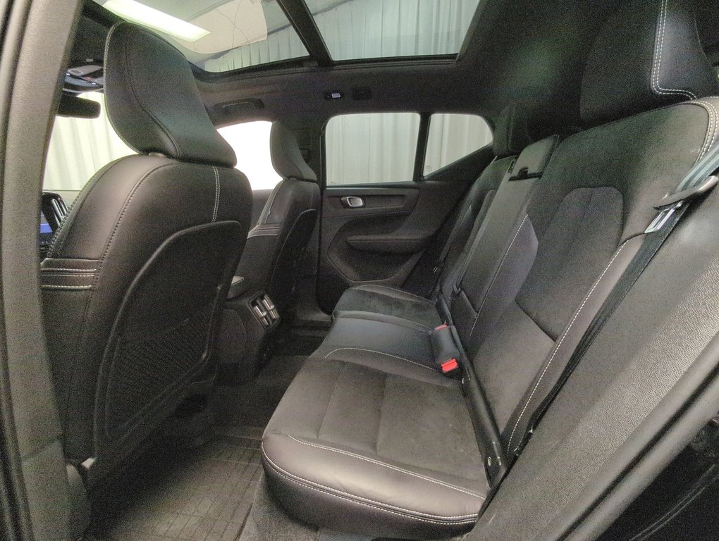2022 Volvo XC40 Recharge Pure Electric Plus in Dartmouth, Nova Scotia - 23 - w1024h768px