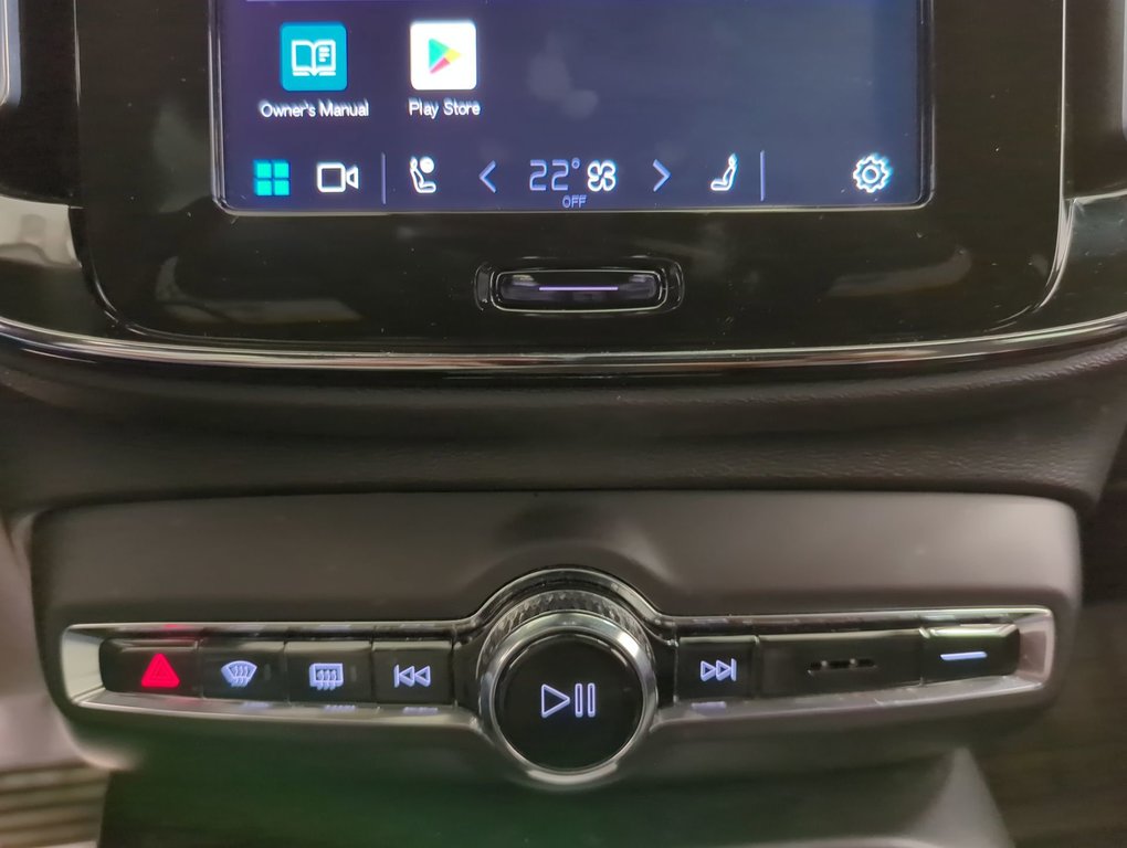 2022 Volvo XC40 Recharge Pure Electric Plus in Dartmouth, Nova Scotia - 19 - w1024h768px