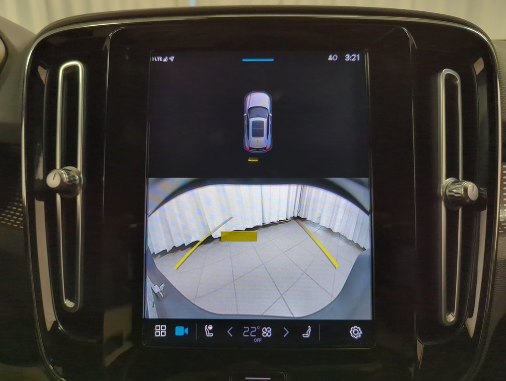 2022 Volvo XC40 Recharge Pure Electric Plus in Dartmouth, Nova Scotia - 17 - w1024h768px
