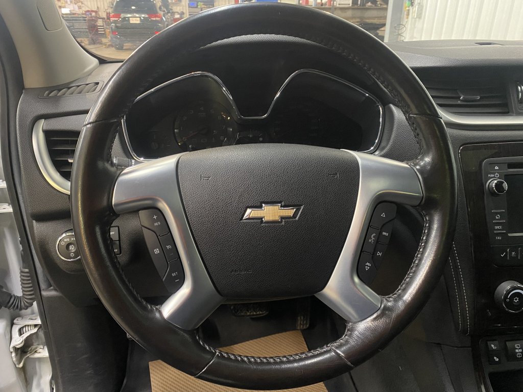 2017 Chevrolet Traverse LT in Barrhead, Alberta - 11 - w1024h768px
