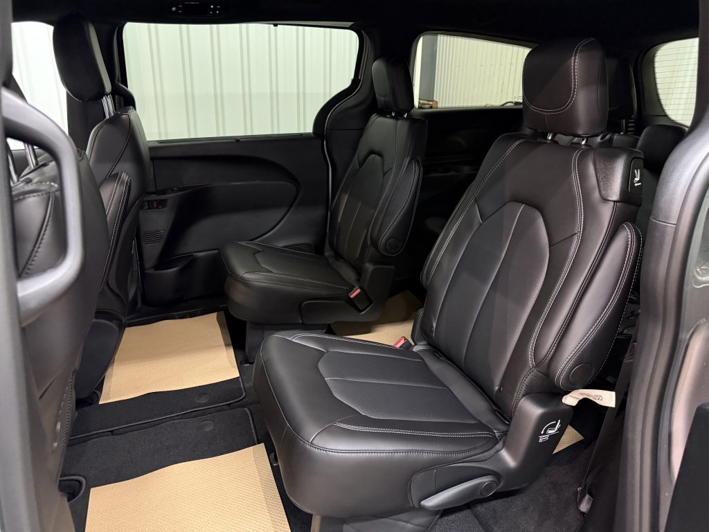 2026 Chrysler Grand Caravan SXT in Barrhead, Alberta - 10 - w1024h768px