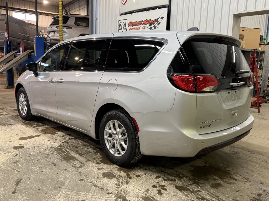 2026 Chrysler Grand Caravan SXT in Barrhead, Alberta - 9 - w1024h768px
