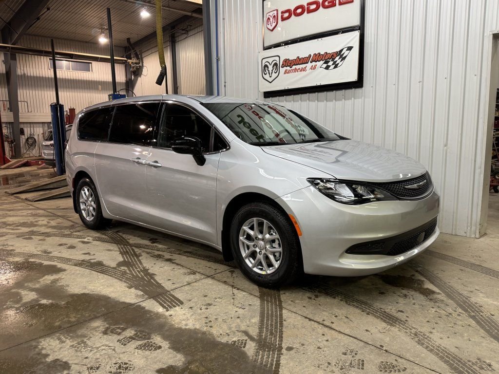 2026 Chrysler Grand Caravan SXT in Barrhead, Alberta - 2 - w1024h768px