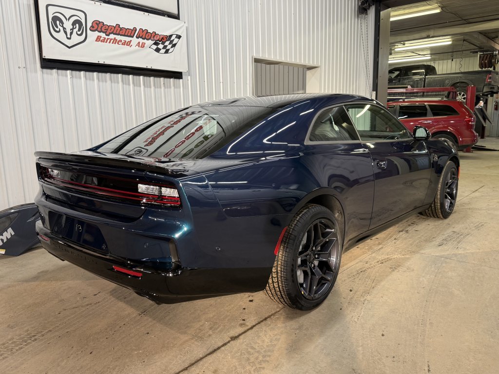 2026 Dodge Charger 2-Doors SCAT PACK PLUS in Barrhead, Alberta - 3 - w1024h768px
