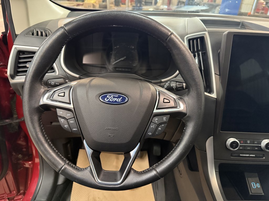 2021 Ford Edge SEL in Barrhead, Alberta - 13 - w1024h768px