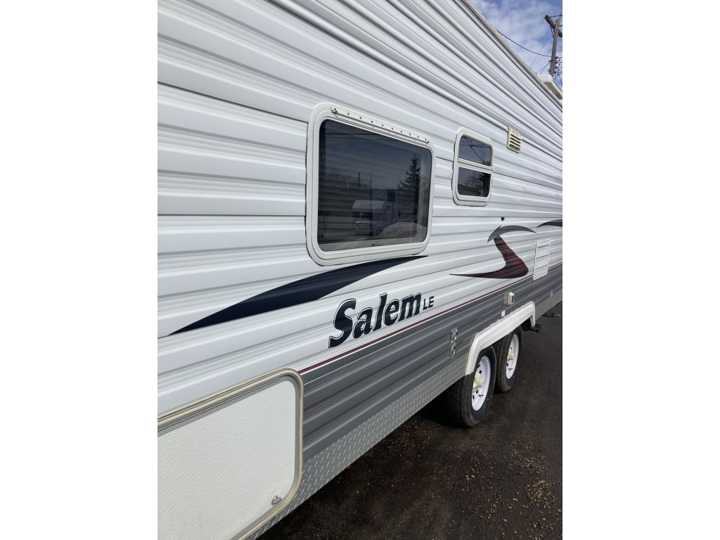 2007 Forest River SALEM LITE TRAILER in Barrhead, Alberta - 4 - w1024h768px