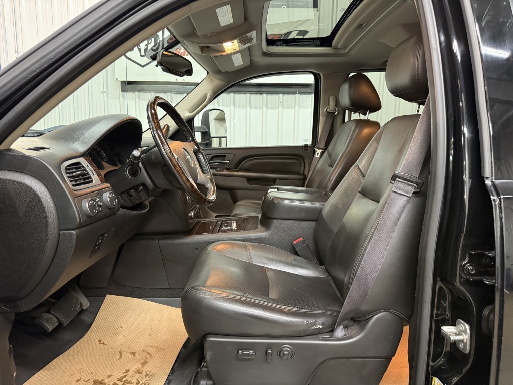 2014 GMC Sierra 3500HD Denali in Barrhead, Alberta - 11 - w1024h768px