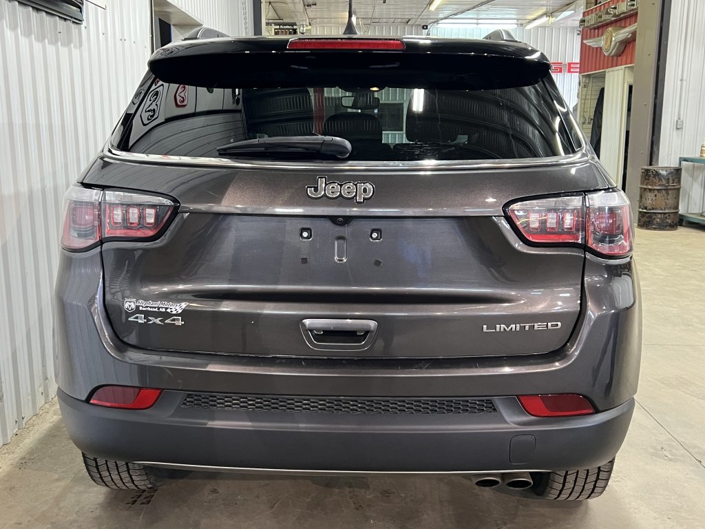 2019 Jeep Compass Limited in Barrhead, Alberta - 4 - w1024h768px