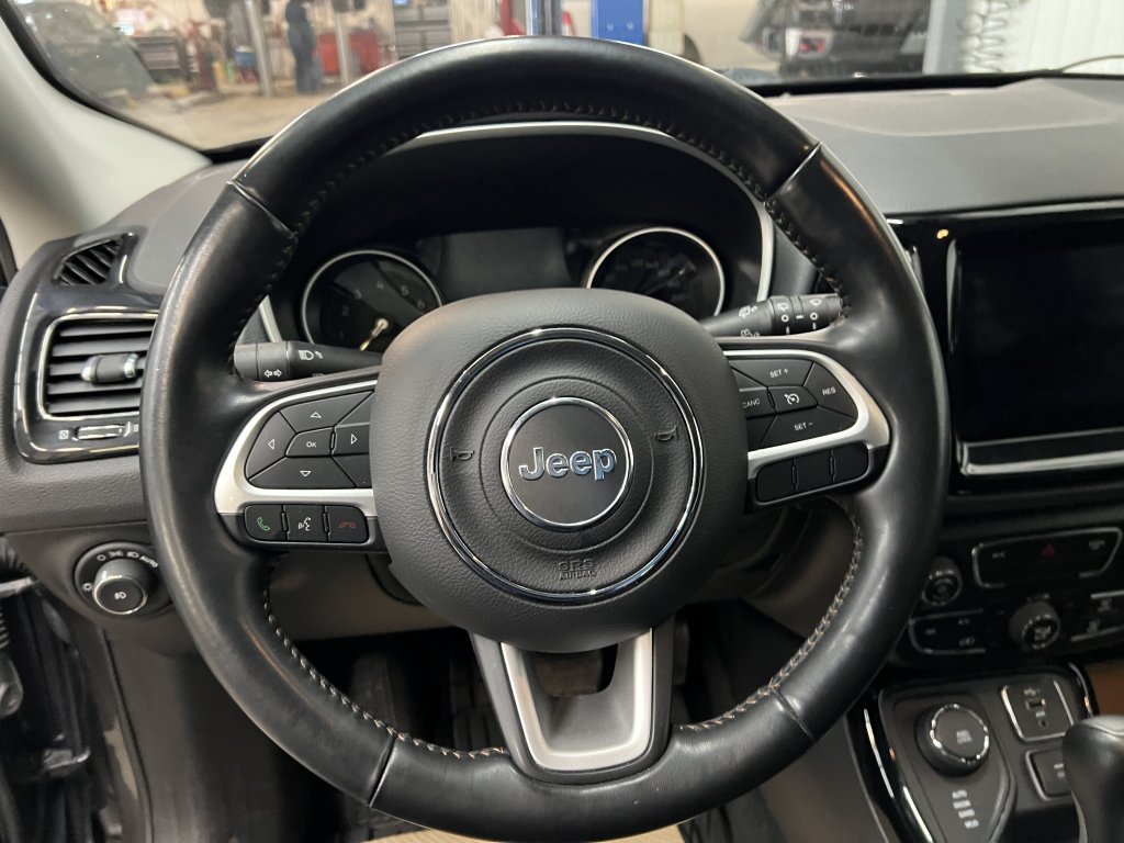2019 Jeep Compass Limited in Barrhead, Alberta - 11 - w1024h768px