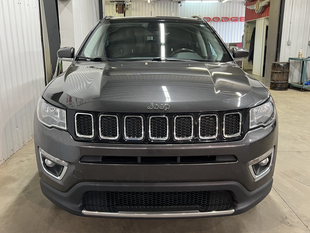 2019 Jeep Compass Limited in Barrhead, Alberta - 8 - w1024h768px