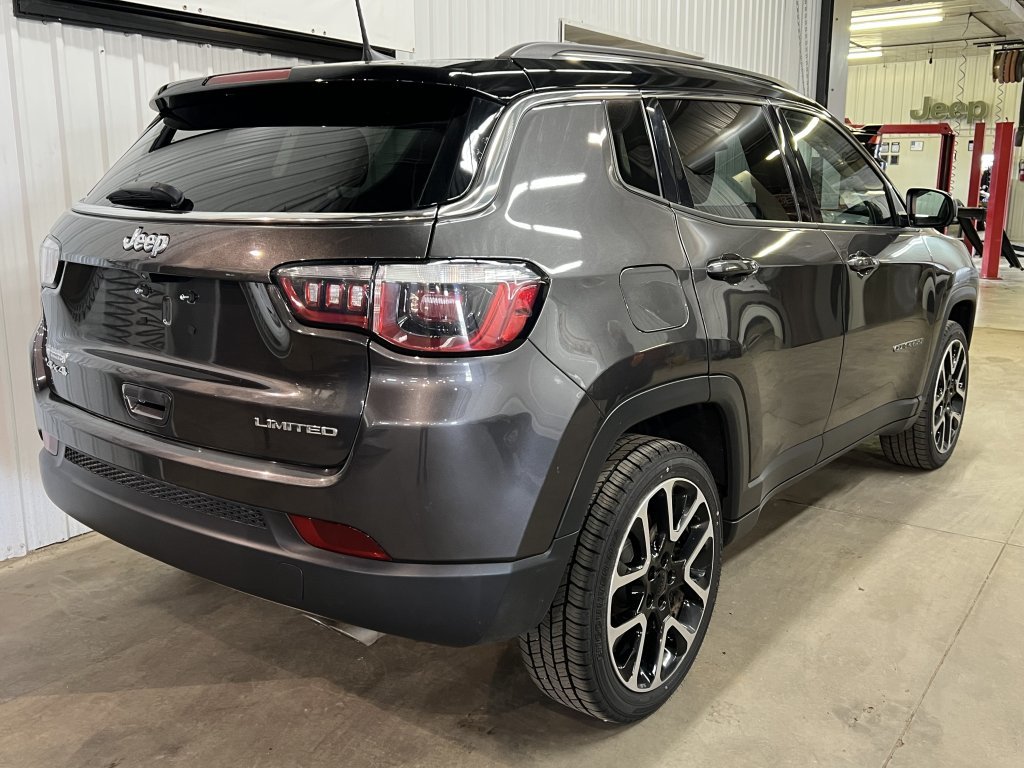 2019 Jeep Compass Limited in Barrhead, Alberta - 3 - w1024h768px