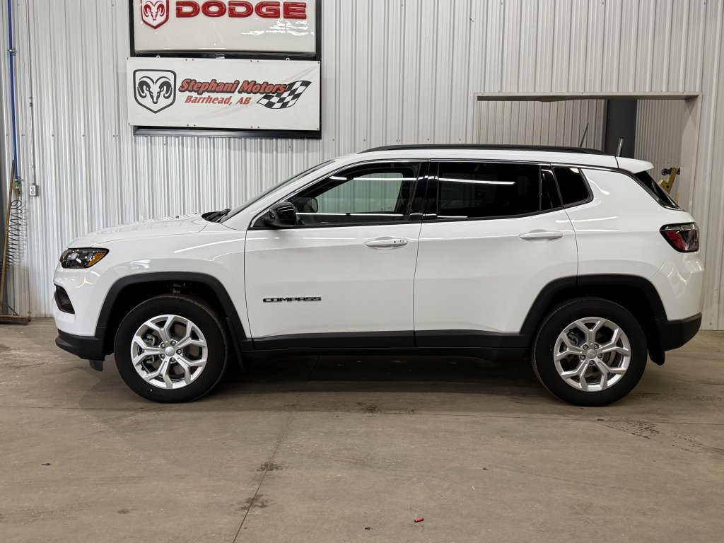 2024 Jeep Compass North in Barrhead, Alberta - 8 - w1024h768px