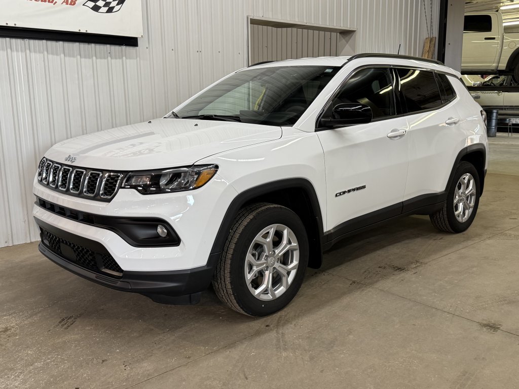 2024 Jeep Compass North in Barrhead, Alberta - 7 - w1024h768px