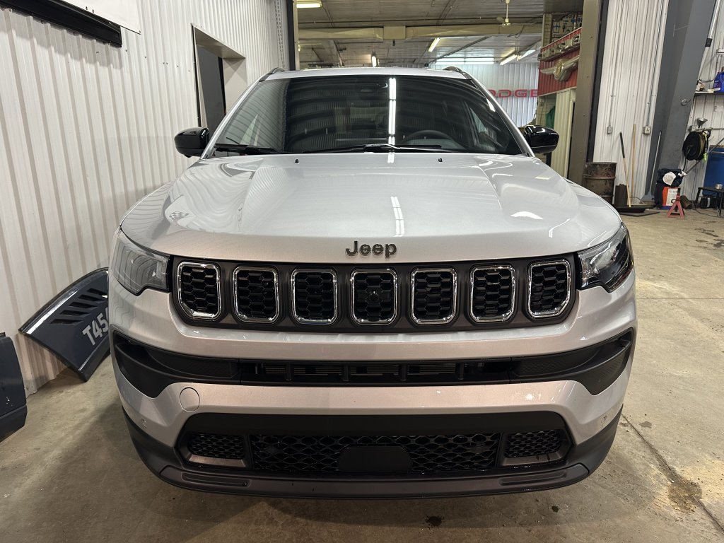 2025 Jeep Compass North in Barrhead, Alberta - 9 - w1024h768px