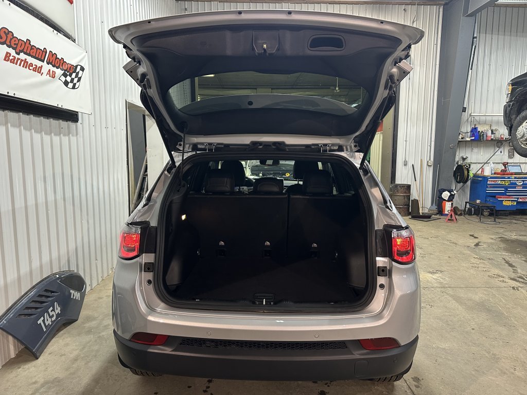 2025 Jeep Compass North in Barrhead, Alberta - 5 - w1024h768px