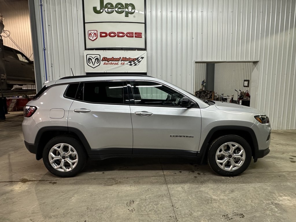 2025 Jeep Compass North in Barrhead, Alberta - 2 - w1024h768px