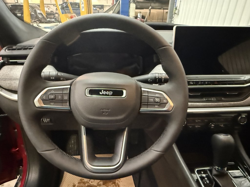 2026 Jeep Compass NORTH in Barrhead, Alberta - 13 - w1024h768px
