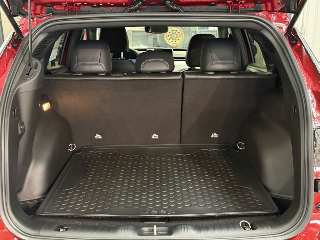 2026 Jeep Compass NORTH in Barrhead, Alberta - 5 - w1024h768px