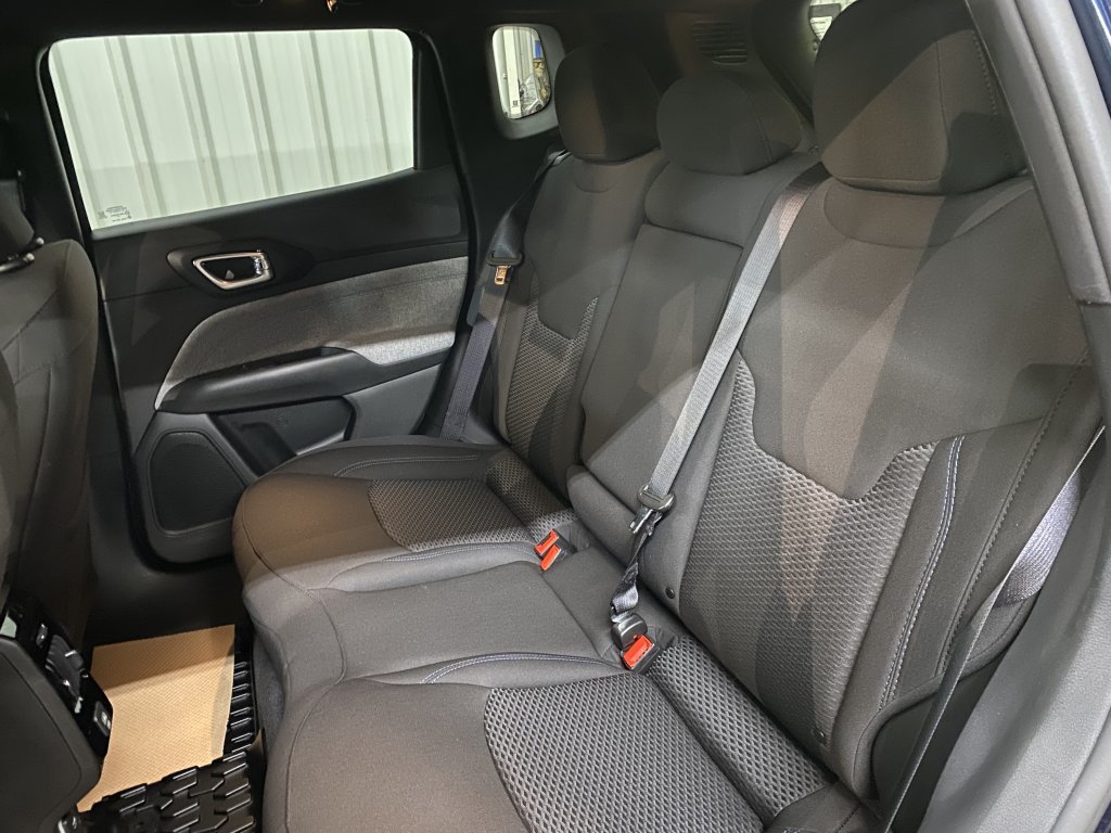 2026 Jeep Compass SPORT in Barrhead, Alberta - 9 - w1024h768px