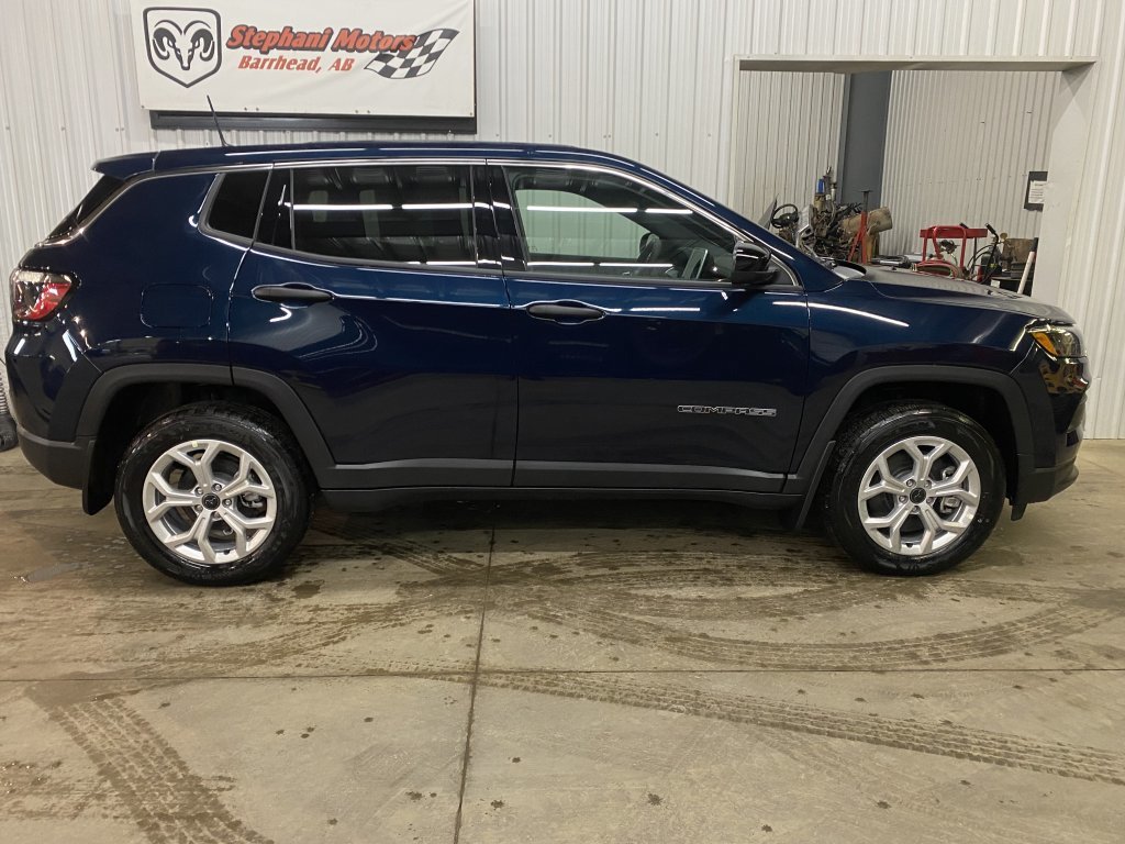 2026 Jeep Compass SPORT in Barrhead, Alberta - 2 - w1024h768px