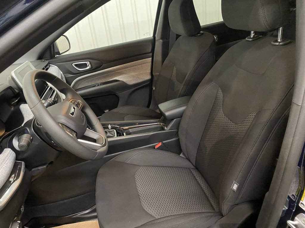 2026 Jeep Compass SPORT in Barrhead, Alberta - 10 - w1024h768px