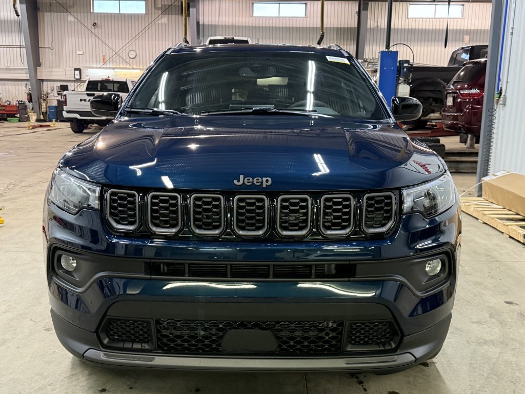 2026 Jeep Compass NORTH in Barrhead, Alberta - 6 - w1024h768px