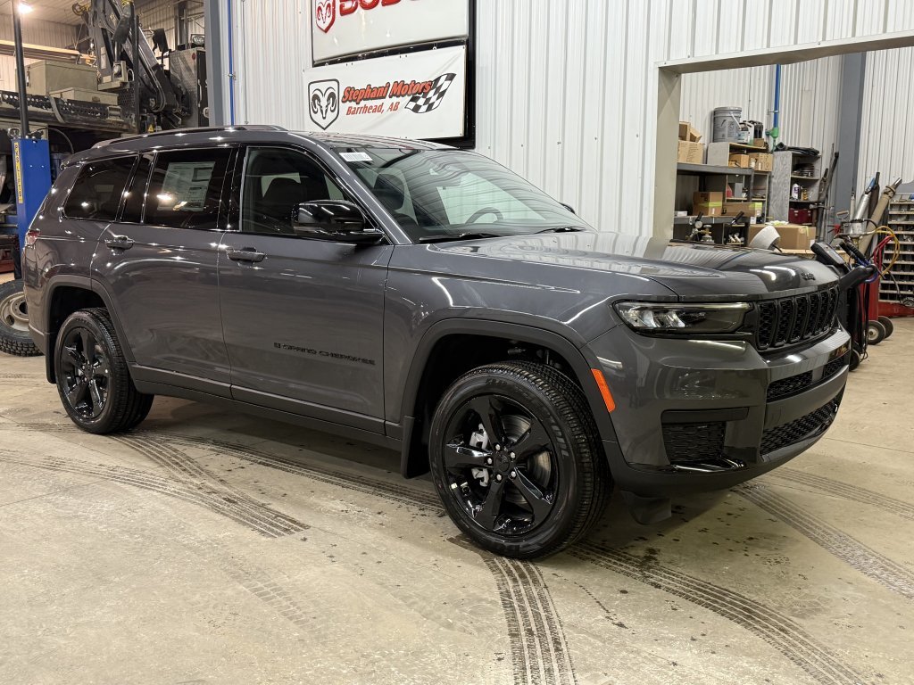 2025 Jeep Grand Cherokee L ALTITUDE in Barrhead, Alberta - 1 - w1024h768px